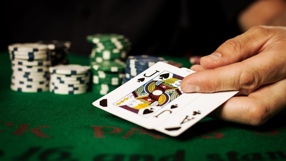 What Are The Exciting Variants Of Blackjack That Give Greater Experience?